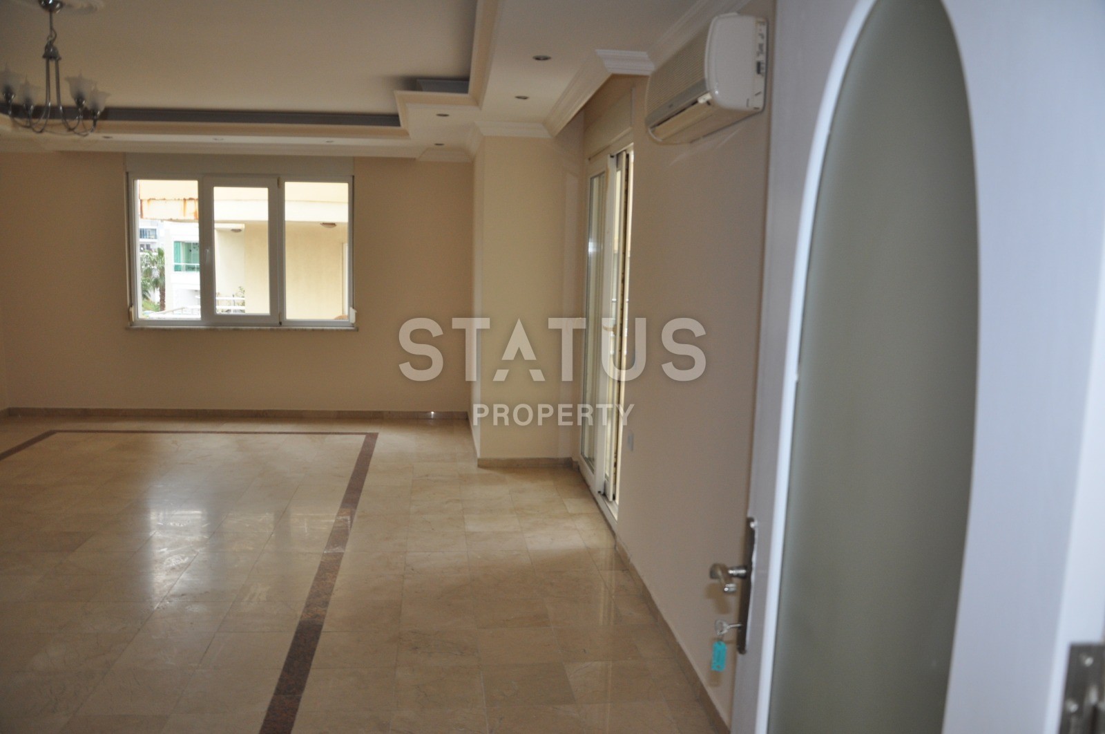 Трехкомнатная квартира в 50метрах от моря в Тосмуре, 105м2 фото 5