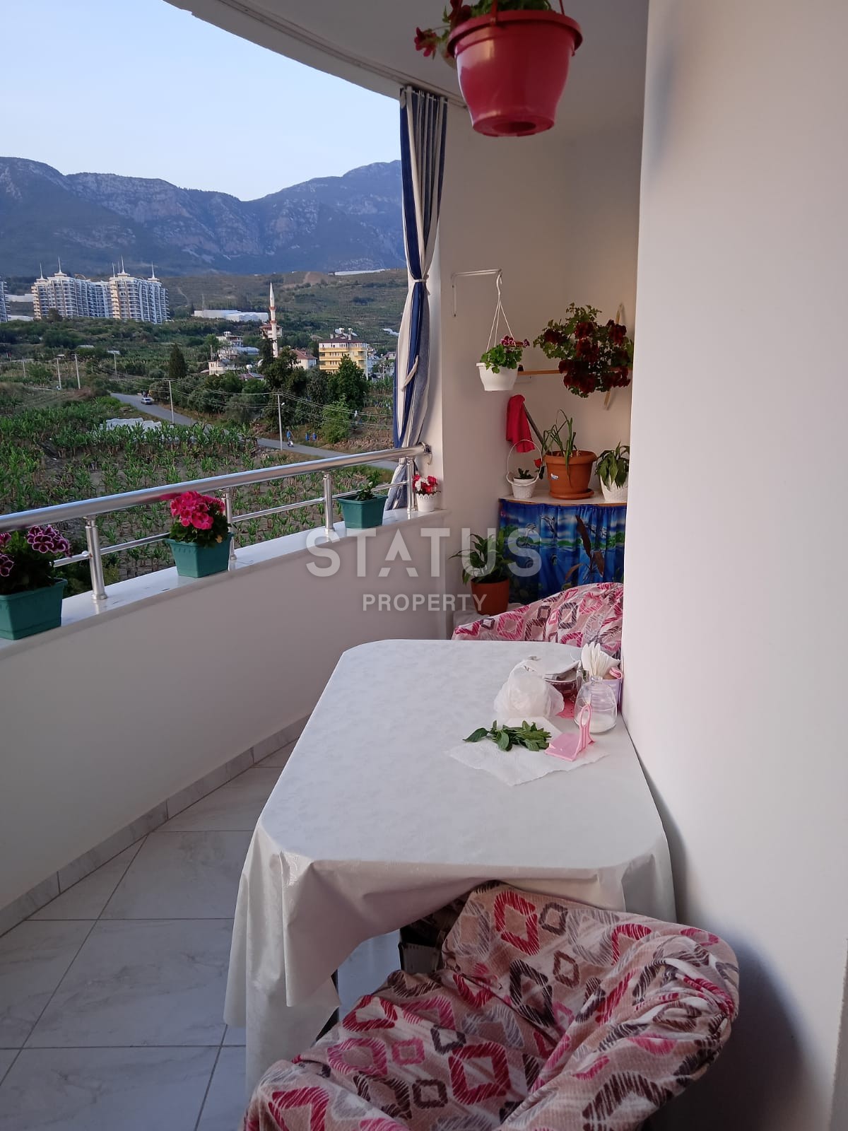 Spacious two-room apartment 65 sq.m. overlooking nature. Mahmutlar, Alanya. фото 3