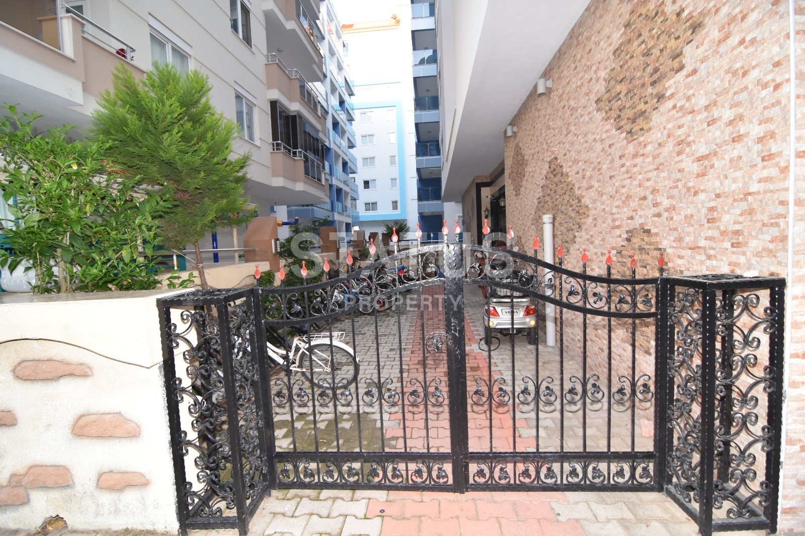 Duplex 3+1, 150 m2 with a large terrace within walking distance from the sea in Mahmutlar. фото 27