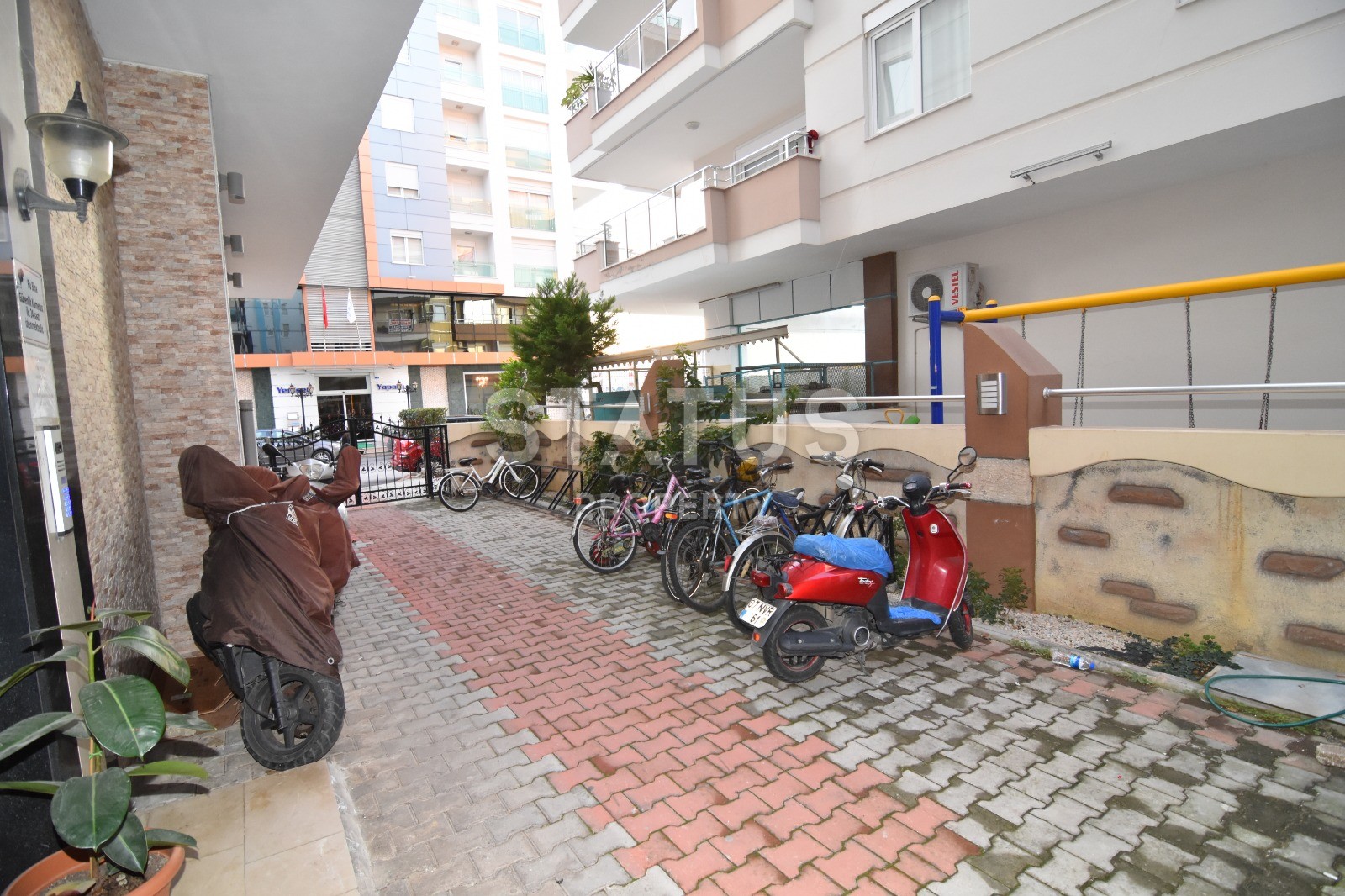 Duplex 3+1, 150 m2 with a large terrace within walking distance from the sea in Mahmutlar. фото 30