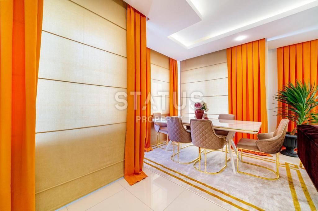 Four-room apartment with new furniture, 160 m2 фото 7