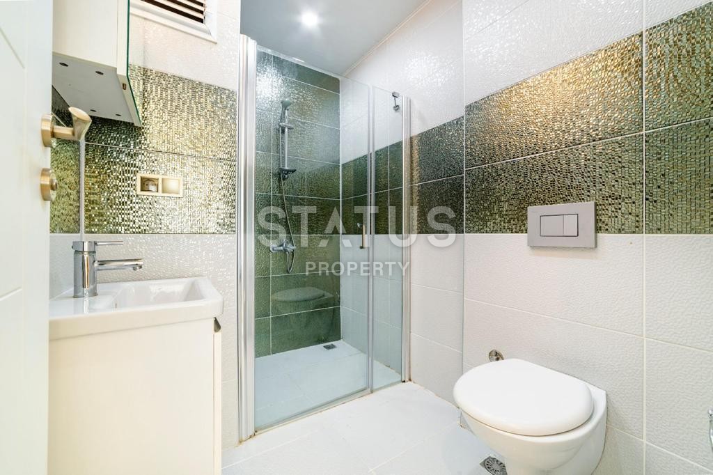 Four-room apartment with new furniture, 160 m2 фото 14