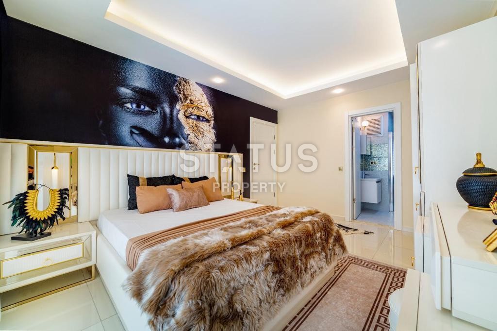 Four-room apartment with new furniture, 160 m2 фото 23