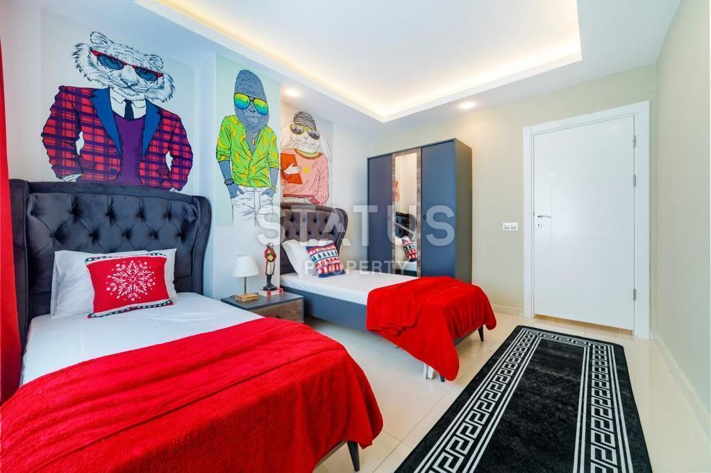 Four-room apartment with new furniture, 160 m2 фото 27