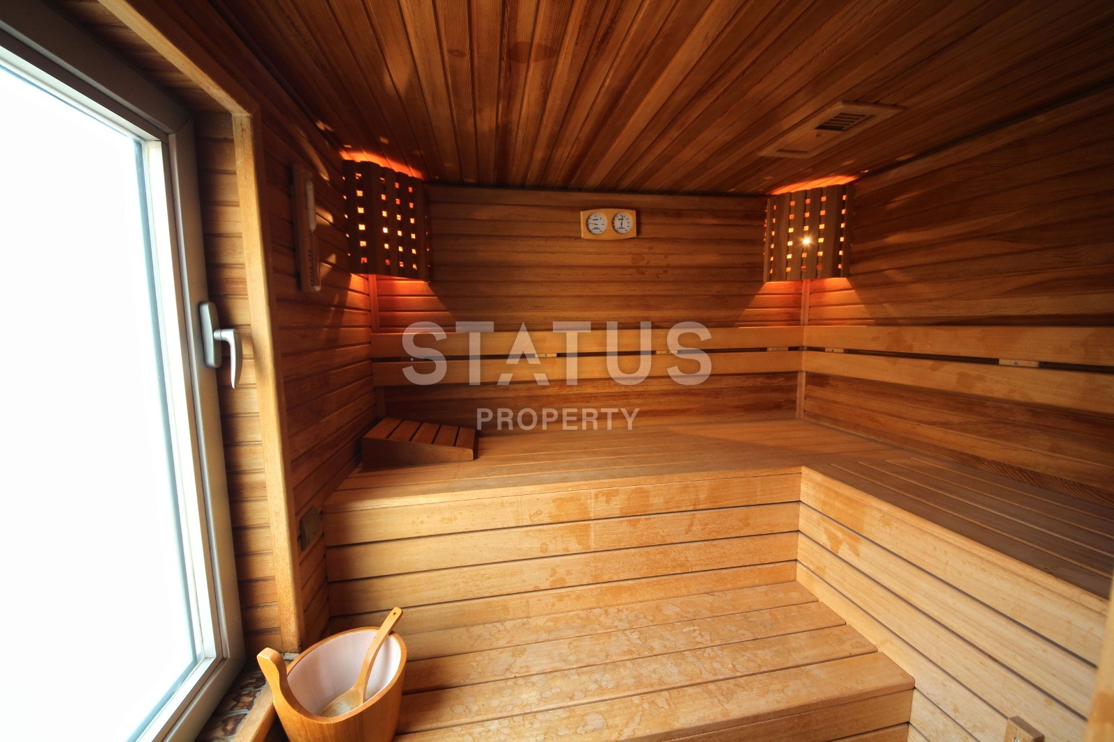Five-room apartment of 200 m2 with a fireplace and private sauna in Mahmutlar. фото 4