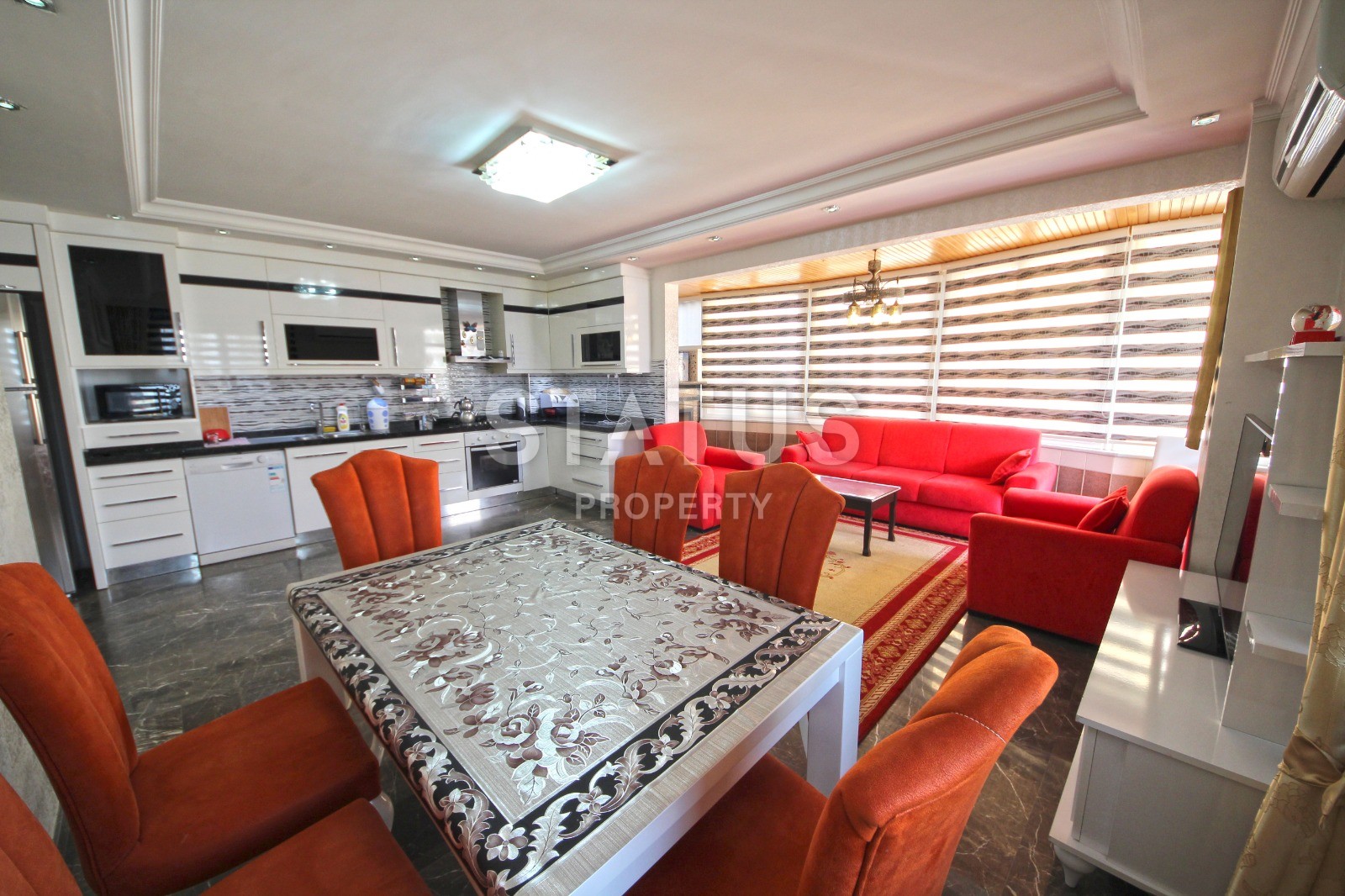 Five-room apartment of 200 m2 with a fireplace and private sauna in Mahmutlar. фото 6