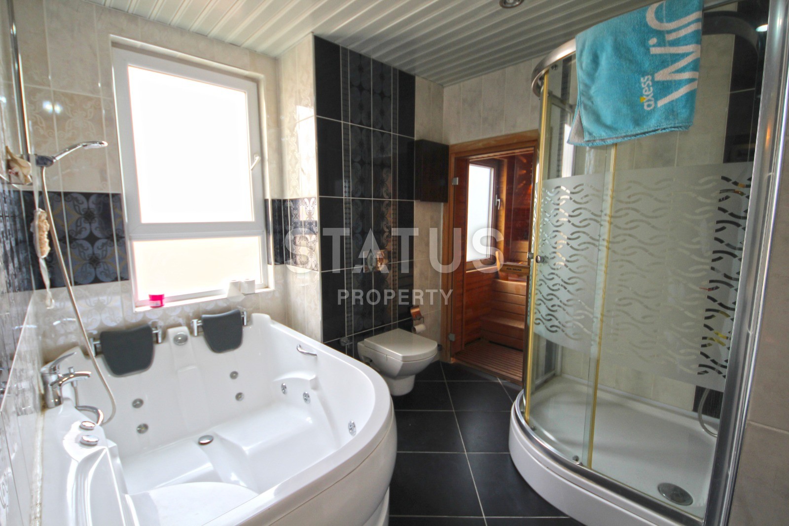 Five-room apartment of 200 m2 with a fireplace and private sauna in Mahmutlar. фото 14