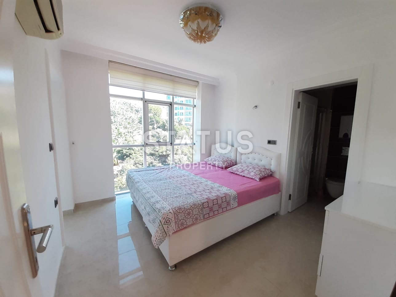 Двухуровневая четырехкомнатная квартира с мебелью в 150 метрах от моря. фото 20