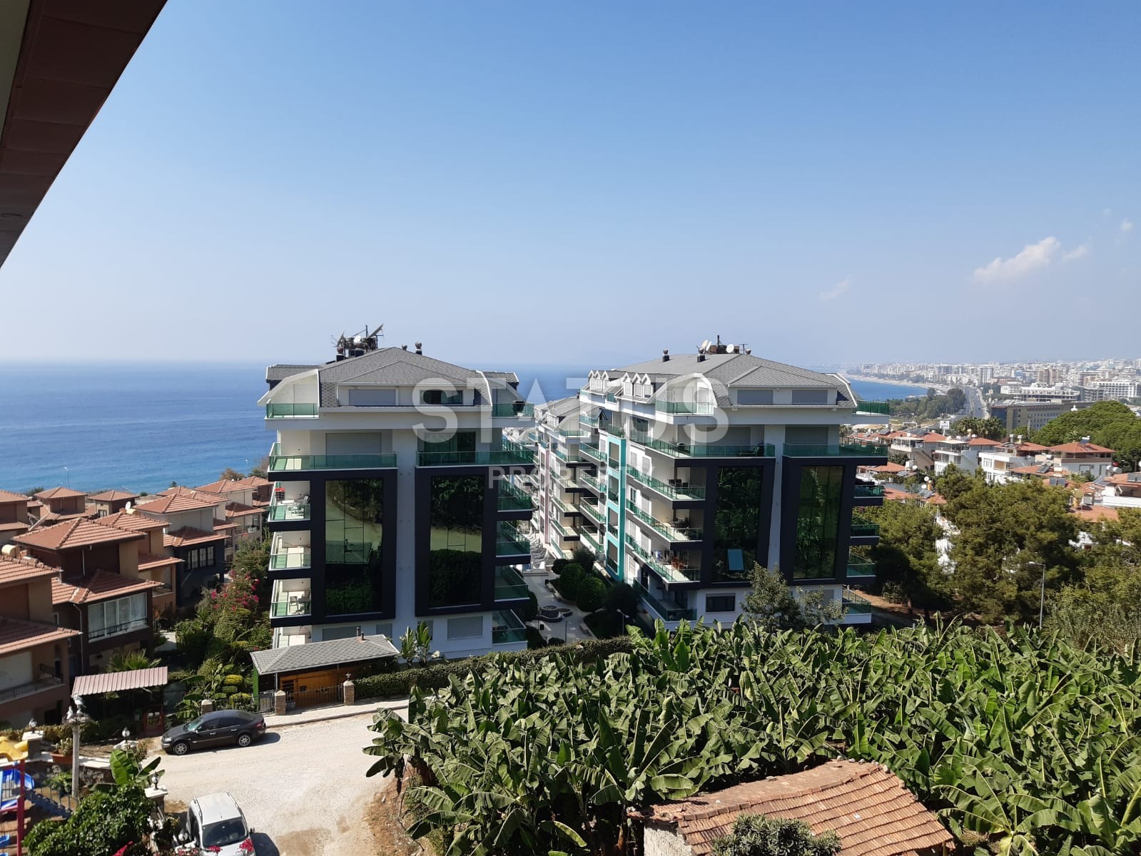 Двухуровневая четырехкомнатная квартира с мебелью в 150 метрах от моря. фото 21