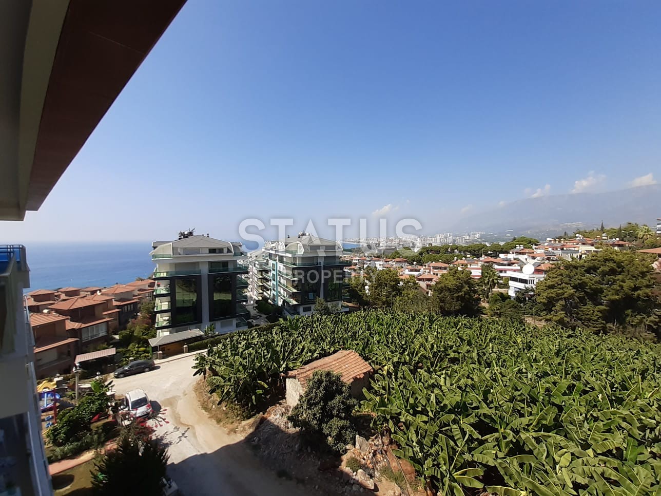 Двухуровневая четырехкомнатная квартира с мебелью в 150 метрах от моря. фото 24