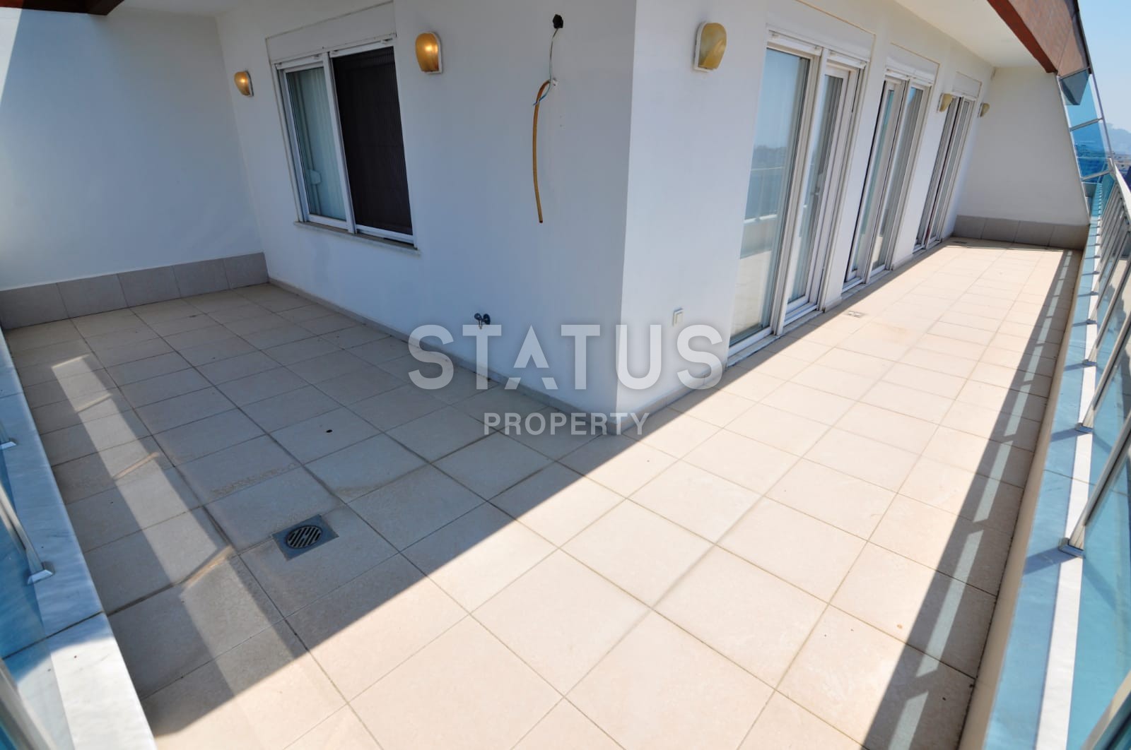 Penthouse 3+1, 155 m2 overlooking the sea and the historic city of Naula in Mahmutlar. фото 14