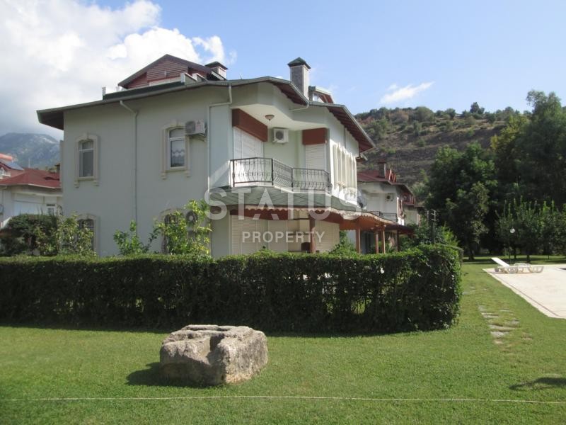 Прекрасная вилла в районе горной реки Дим Чай, 250 кв.м. фото 2