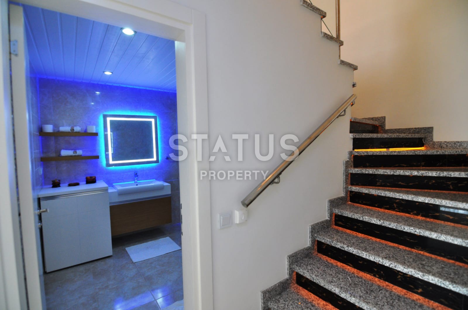 Spacious duplex 3+1, 185 m2 with panoramic views in Mahmutlar. фото 13