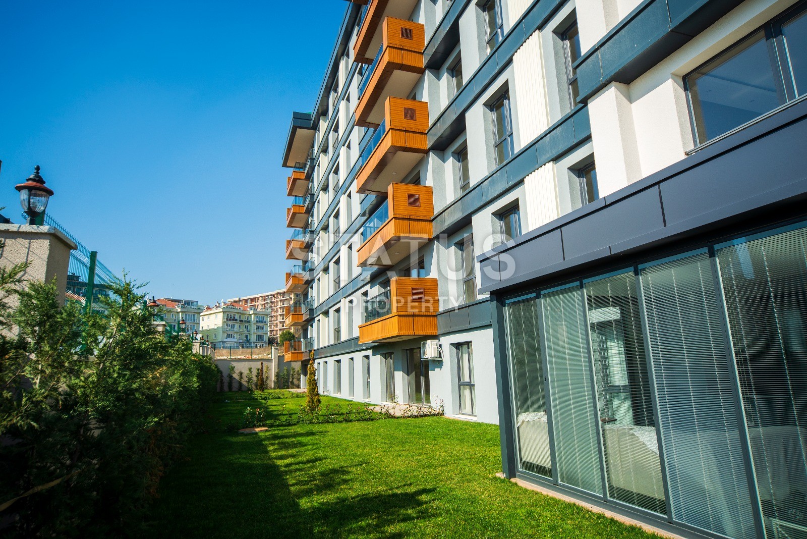 Квартиры от 93 до 271 м2 в отличном жилом комплексе с видом на море. Буюкчекмедже, Стамбул. фото 3