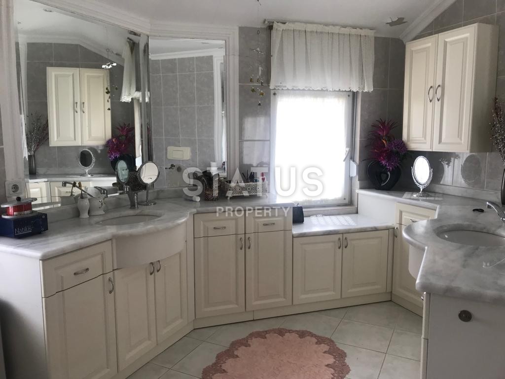 Меблированная вилла в районе Кестель в комплексе с бассейном 325 кв.м. фото 20