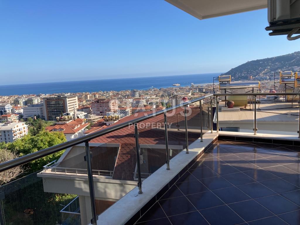 Luxurious furnished duplex overlooking the sea and the center of Alanya, 3+1, 225 m2 фото 3