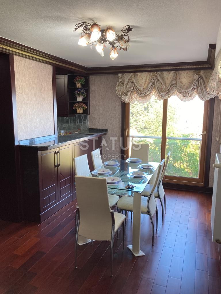 Luxurious furnished duplex overlooking the sea and the center of Alanya, 3+1, 225 m2 фото 22