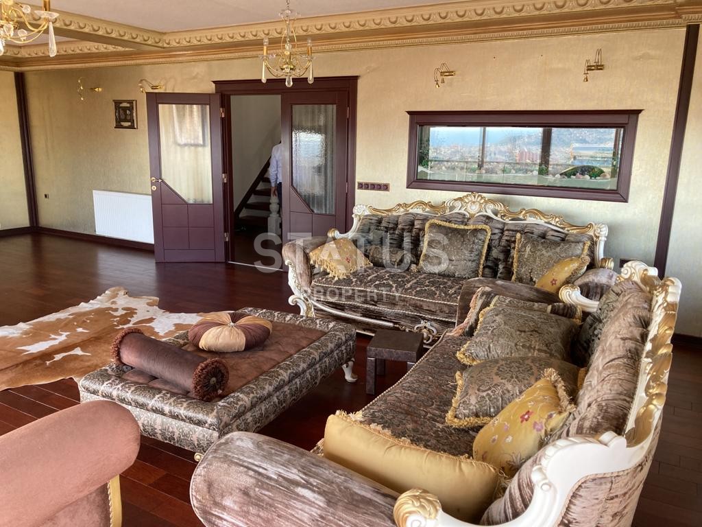 Luxurious furnished duplex overlooking the sea and the center of Alanya, 3+1, 225 m2 фото 31