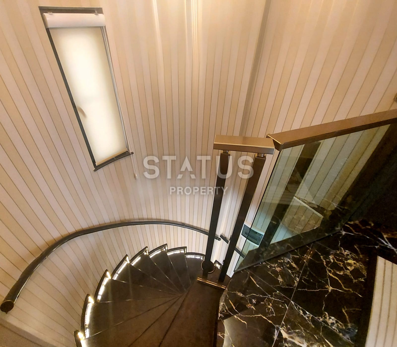 Villa 3+1 with a view of the sea and the fortress, 200 m2. Bektash. Alanya. фото 14