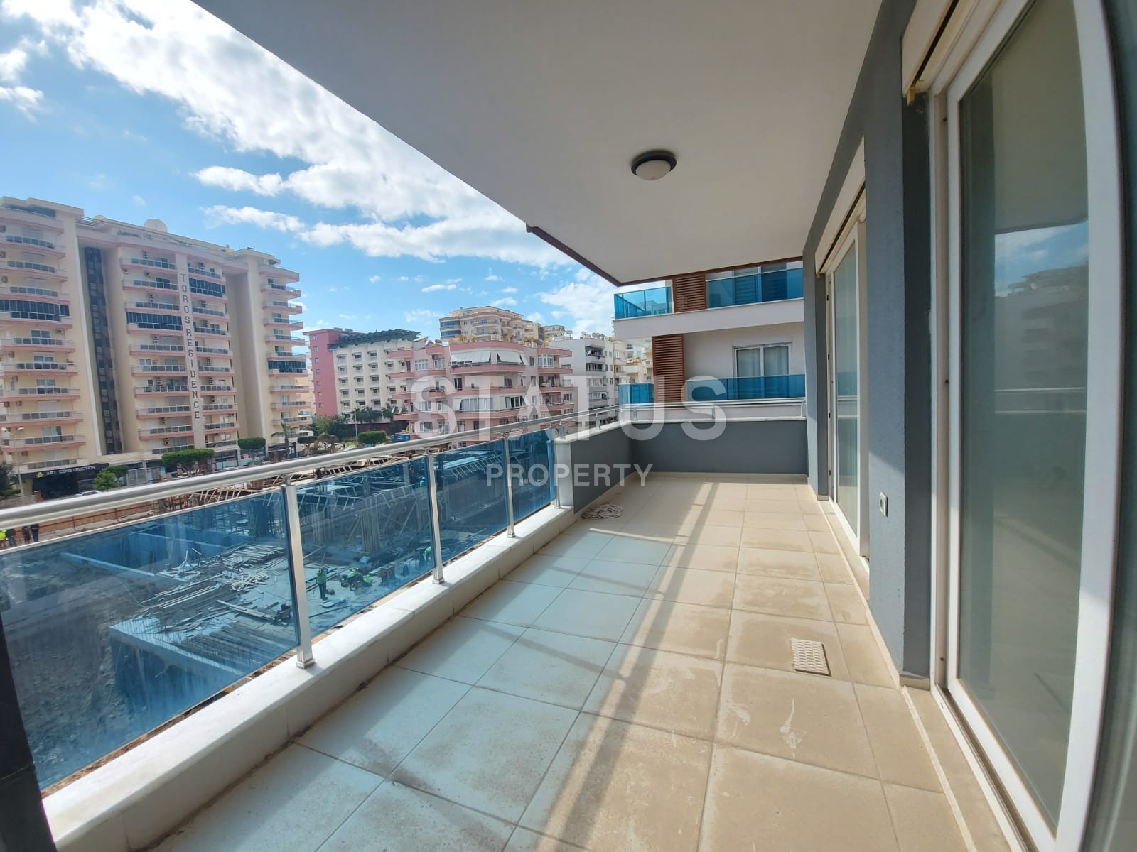 Просторная двухкомнатная квартира 70 кв.м. в нескольких шагах от моря. Махмутлар, Алания. фото 13