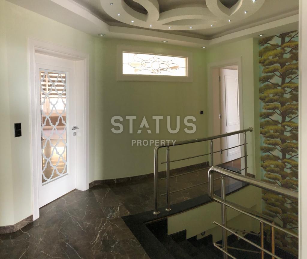 Шикарный пентхаус в Махмутларе большой площади 300 кв.м. фото 7