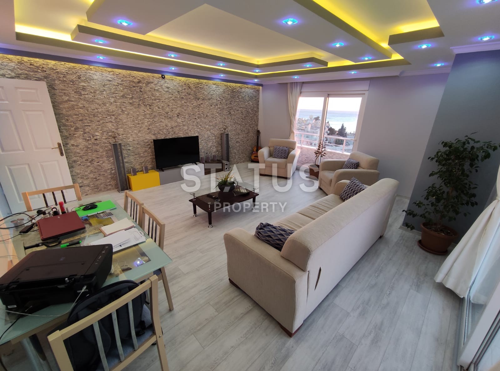 Apartment 2+1 with furniture and sea views in Tosmur, 100 m2 фото 11