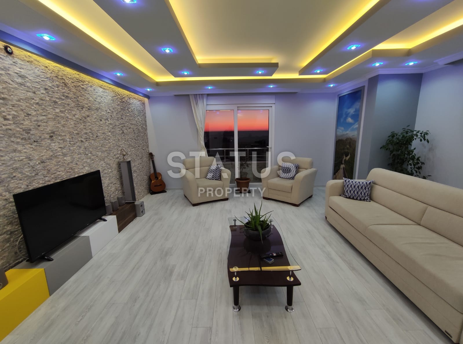 Apartment 2+1 with furniture and sea views in Tosmur, 100 m2 фото 22