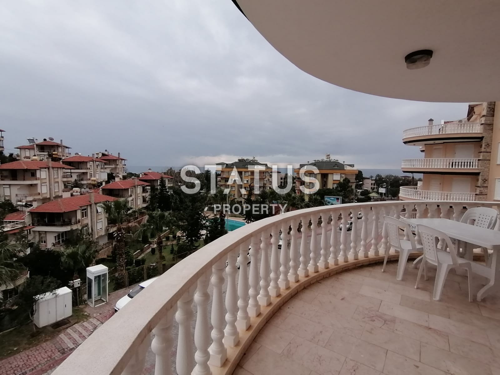 Квартира 2+1 в Кестеле с собственным выходом в сад, 105 м2 фото 1