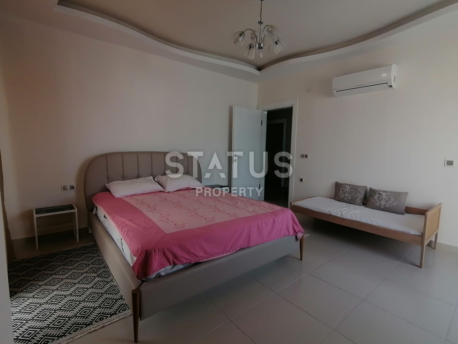 Duplex 3+1 with furniture and sea views in Mahmutlar, 185 m2. фото 20