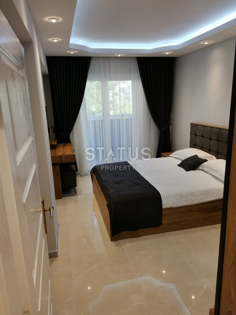 Four-room apartment with new furniture, renovation and a separate kitchen in Damlataş. 150 M2 фото 13