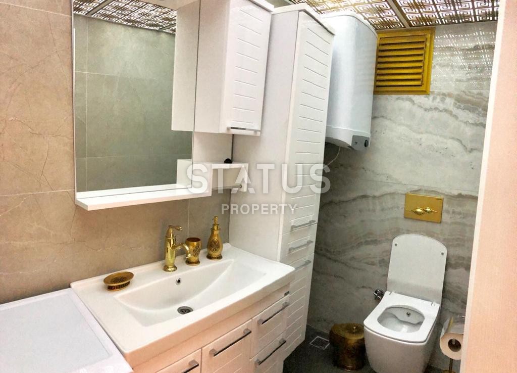 Four-room apartment with new furniture, renovation and a separate kitchen in Damlataş. 150 M2 фото 14