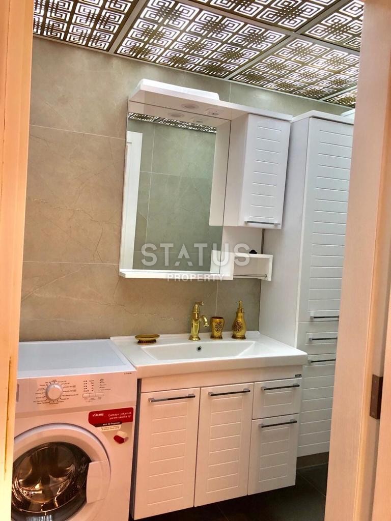 Four-room apartment with new furniture, renovation and a separate kitchen in Damlataş. 150 M2 фото 21