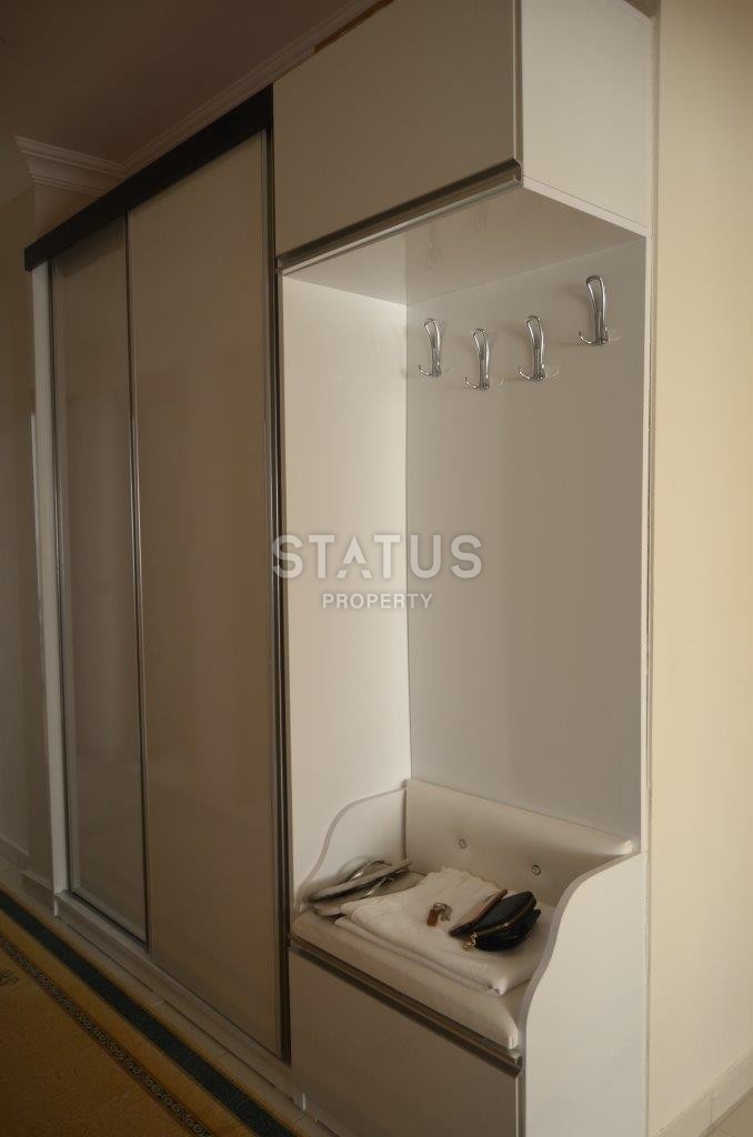 Трехкомнатная квартира в современном комплексе с видом на море и горы, 120 кв.м. фото 27