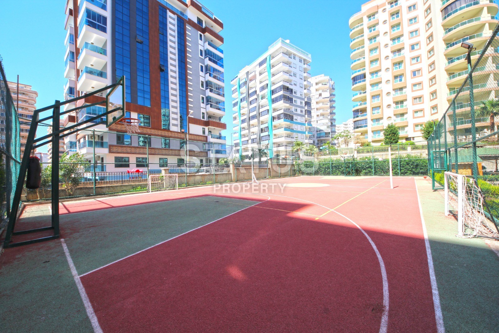 Budget one-bedroom apartment in a popular complex in the center of Mahmutlar, 70m2 фото 16