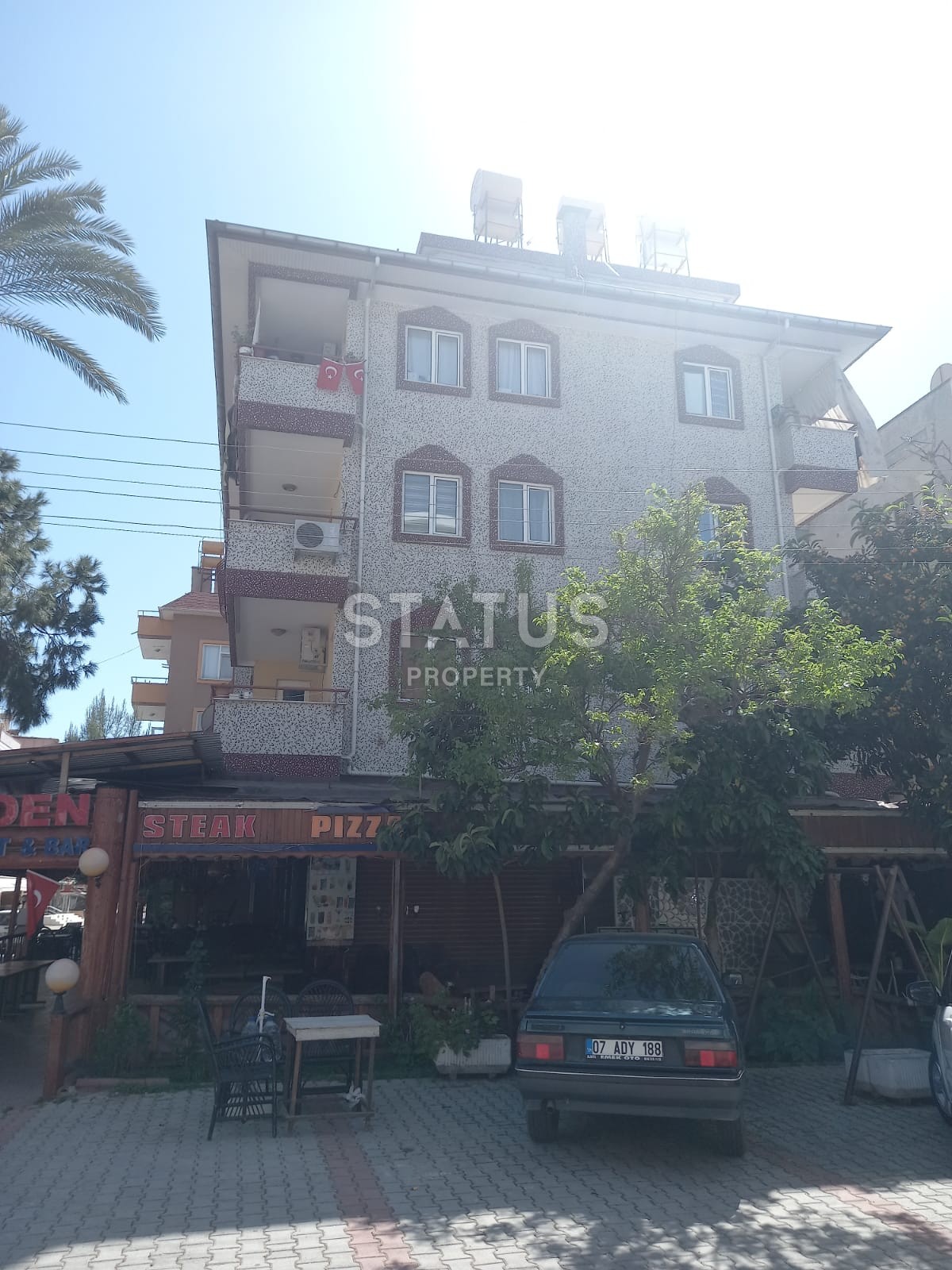 Крупнометражная квартира 1+1 в районе пляжа Клеопатры, 75 м2. фото 1