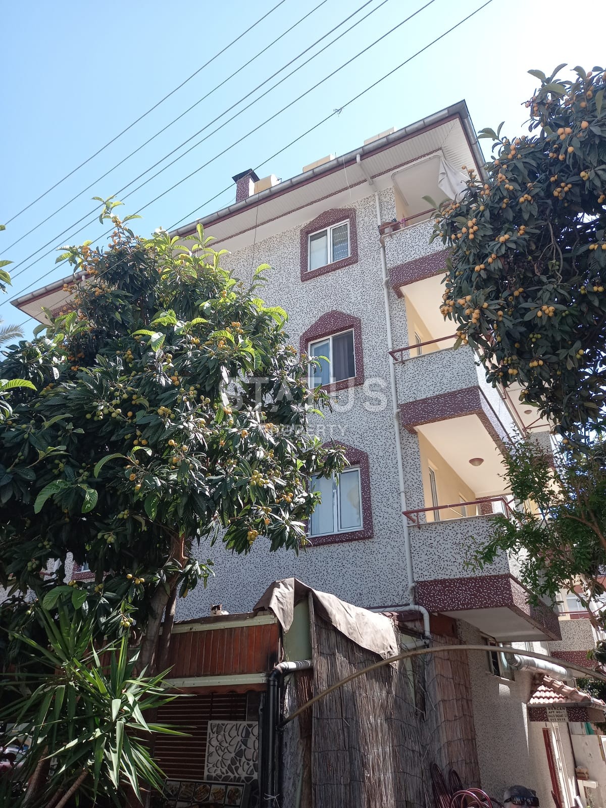 Крупнометражная квартира 1+1 в районе пляжа Клеопатры, 75 м2. фото 2
