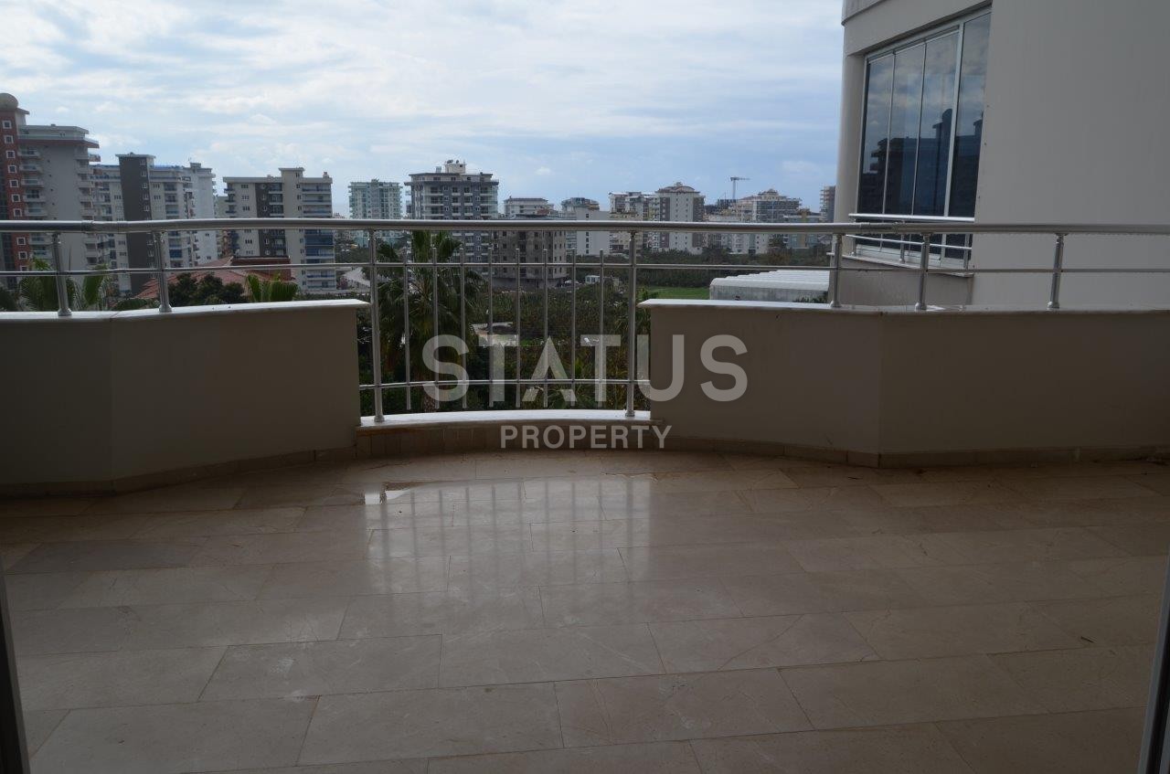 Отличная цена! Трехкомнатная квартира в районе Махмутлар, 115 кв.м. фото 4