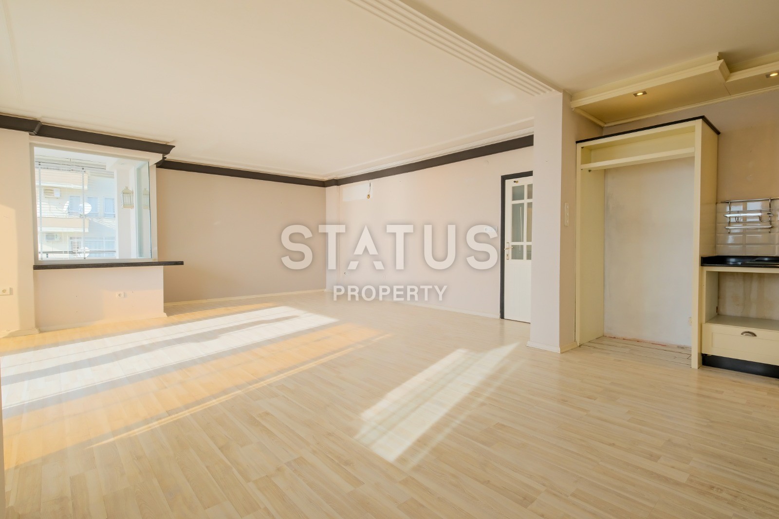 Apartment 2+1 with a good repair and sea views on the first line in Mahmutlar, 100 m2 фото 8