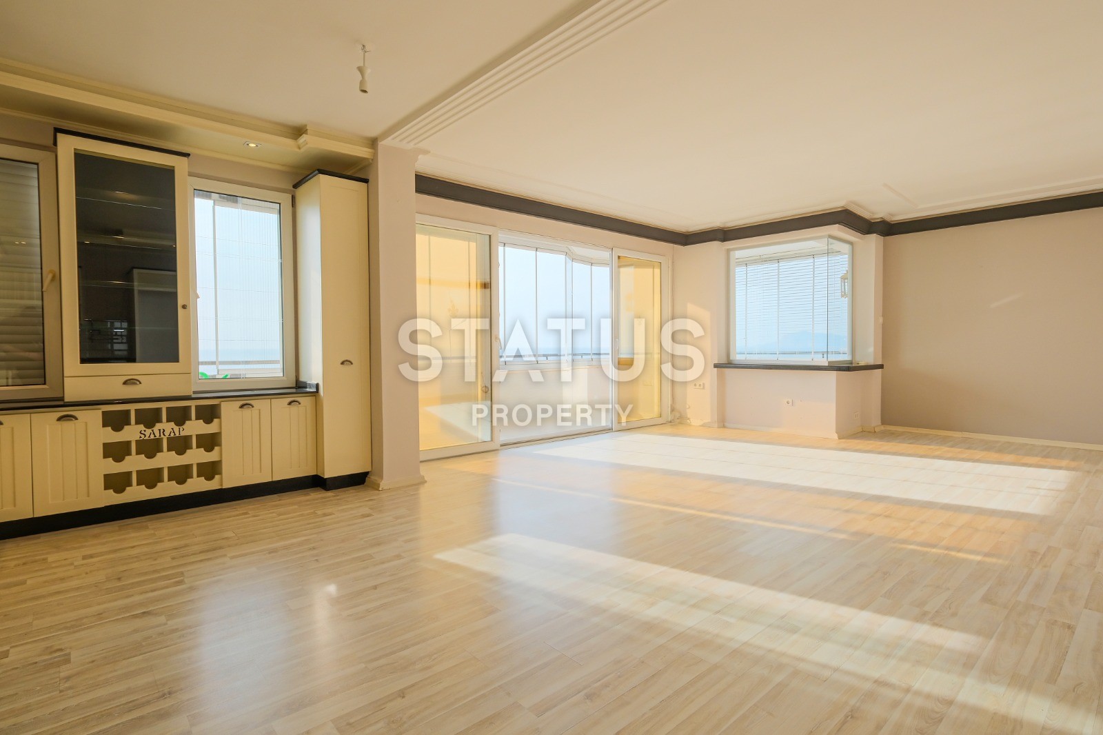 Apartment 2+1 with a good repair and sea views on the first line in Mahmutlar, 100 m2 фото 12