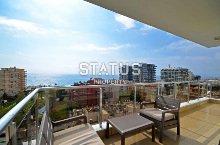 Трехкомнатная квартира с видом на море на Барбаросса, 110 м2 фото 1