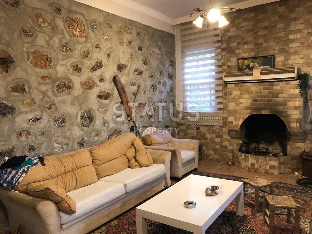 Land plot 3000 m2 with a two-storey house. Demirtas, Alanya. фото 25