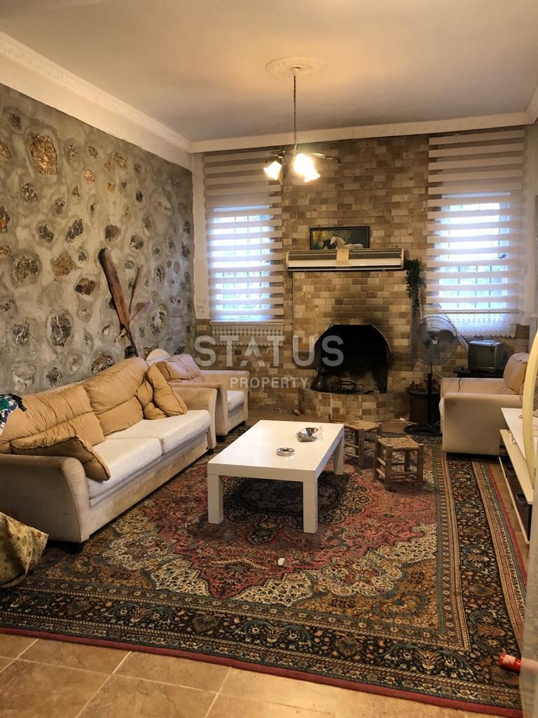 Land plot 3000 m2 with a two-storey house. Demirtas, Alanya. фото 27