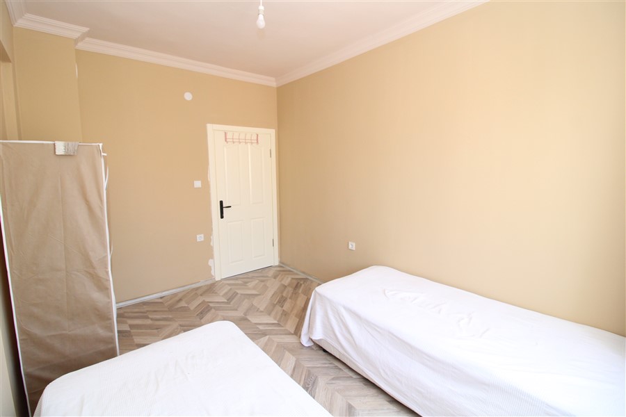 Квартира 2+1 с ремонтом в Махмутларе, 90 м2 фото 8