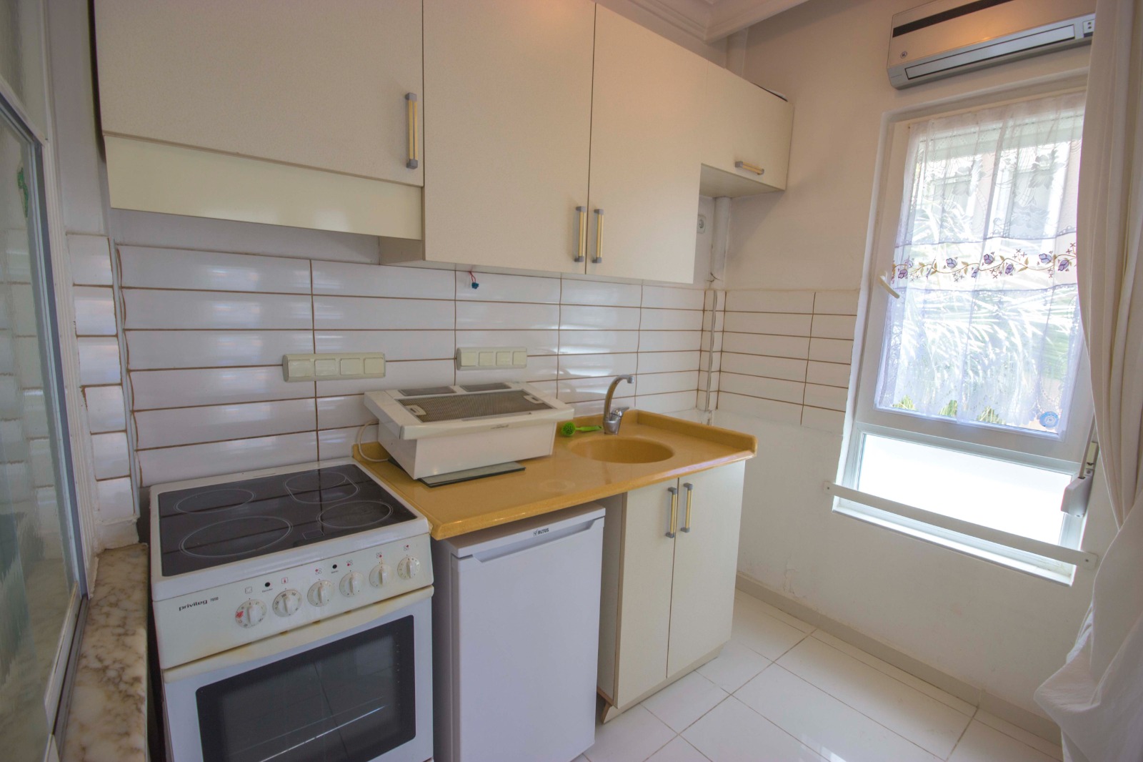 Бюджетная двухкомнатная квартира с ремонтом в районе пляжа Клеопатра, 60m2 фото 5