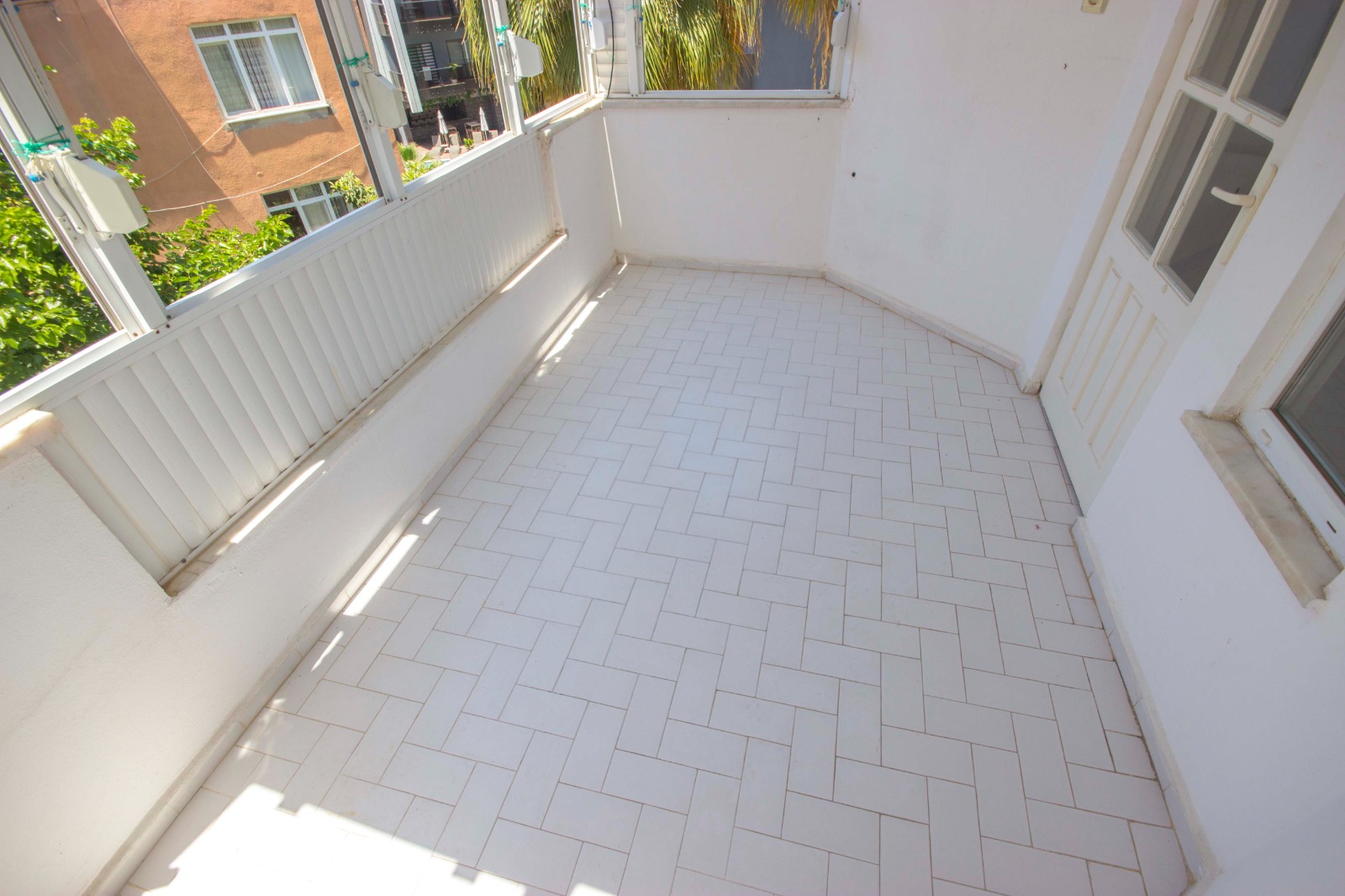 Бюджетная двухкомнатная квартира с ремонтом в районе пляжа Клеопатра, 60m2 фото 14