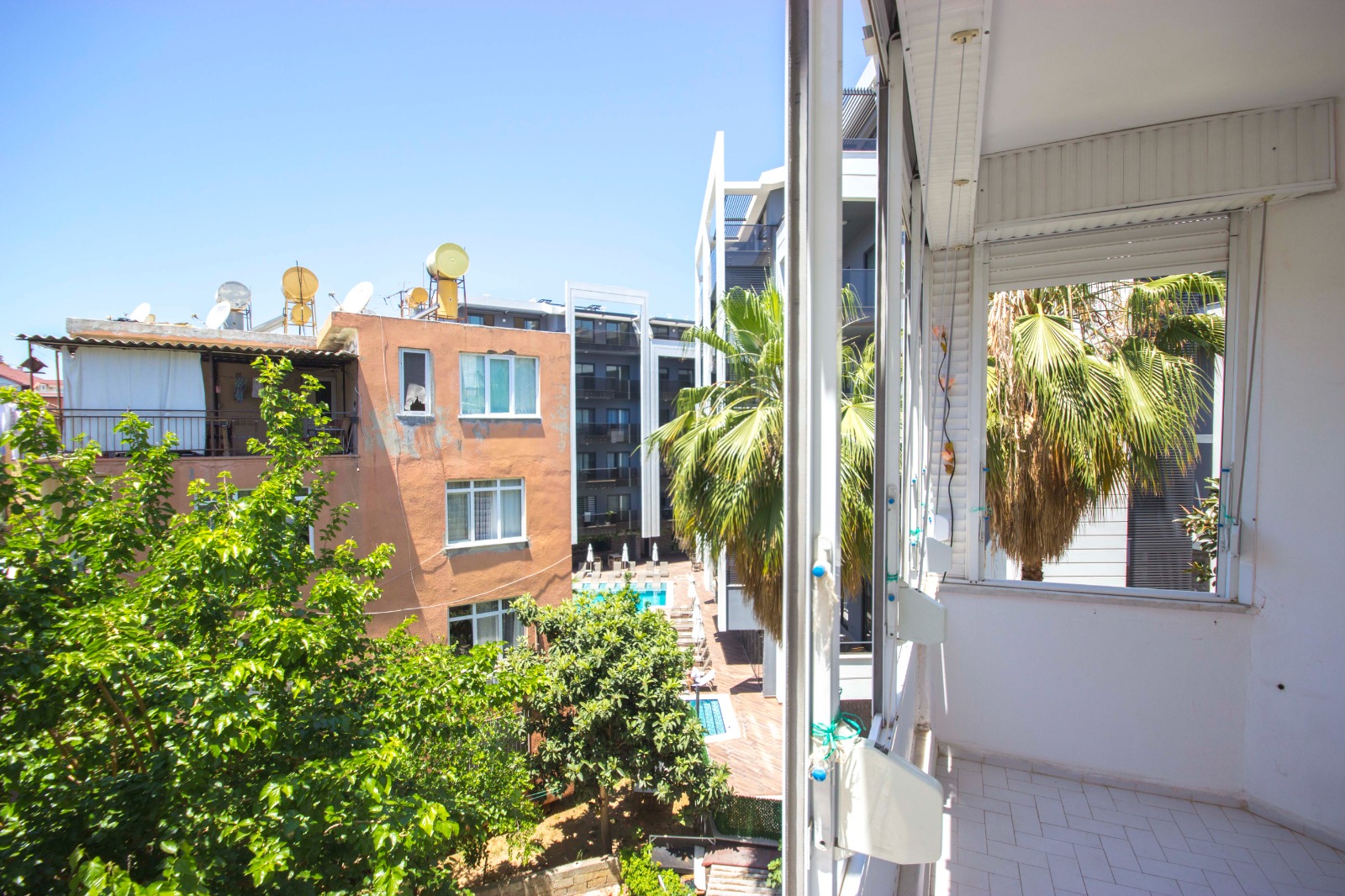 Бюджетная двухкомнатная квартира с ремонтом в районе пляжа Клеопатра, 60m2 фото 17