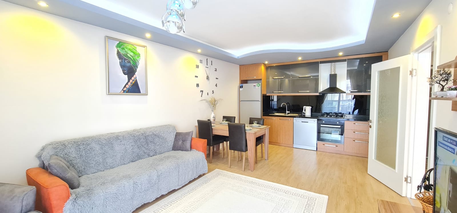 Апартаменты 2+1 с мебелью, в новом комплексе, 110 м2. Махмутлар, Алания. фото 1