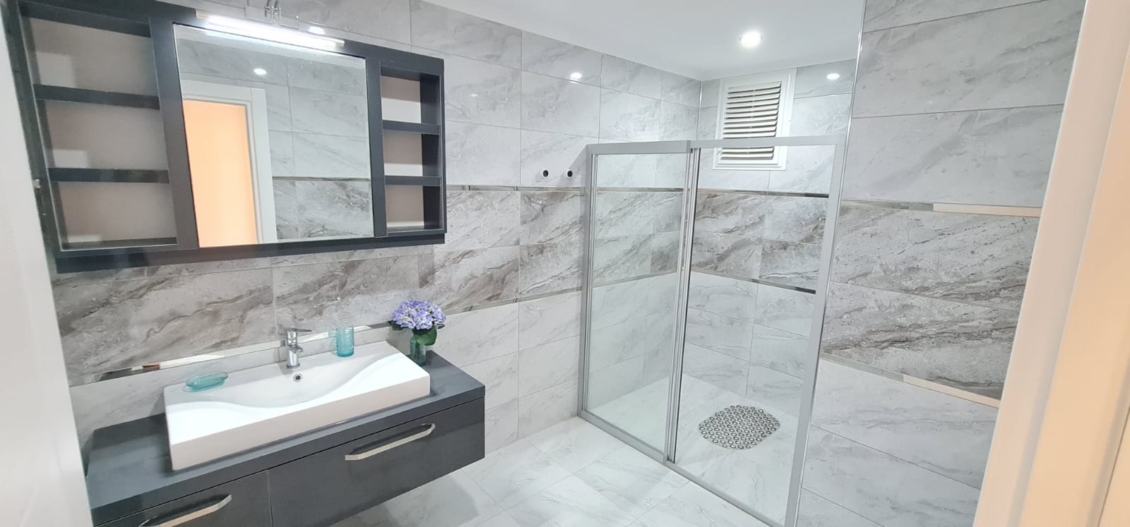 Апартаменты 2+1 с мебелью, в новом комплексе, 110 м2. Махмутлар, Алания. фото 11