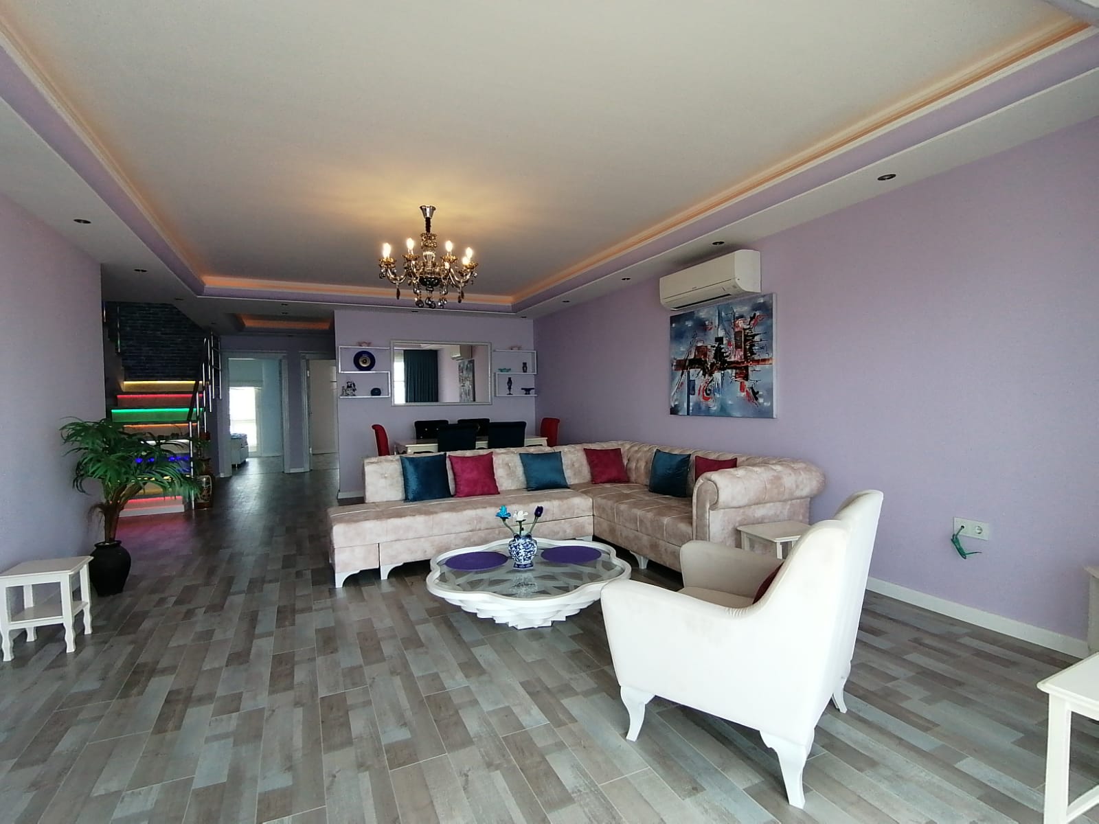 Apartment 4+2 renovated in the center of Mahmutlar, 300 m2 фото 7