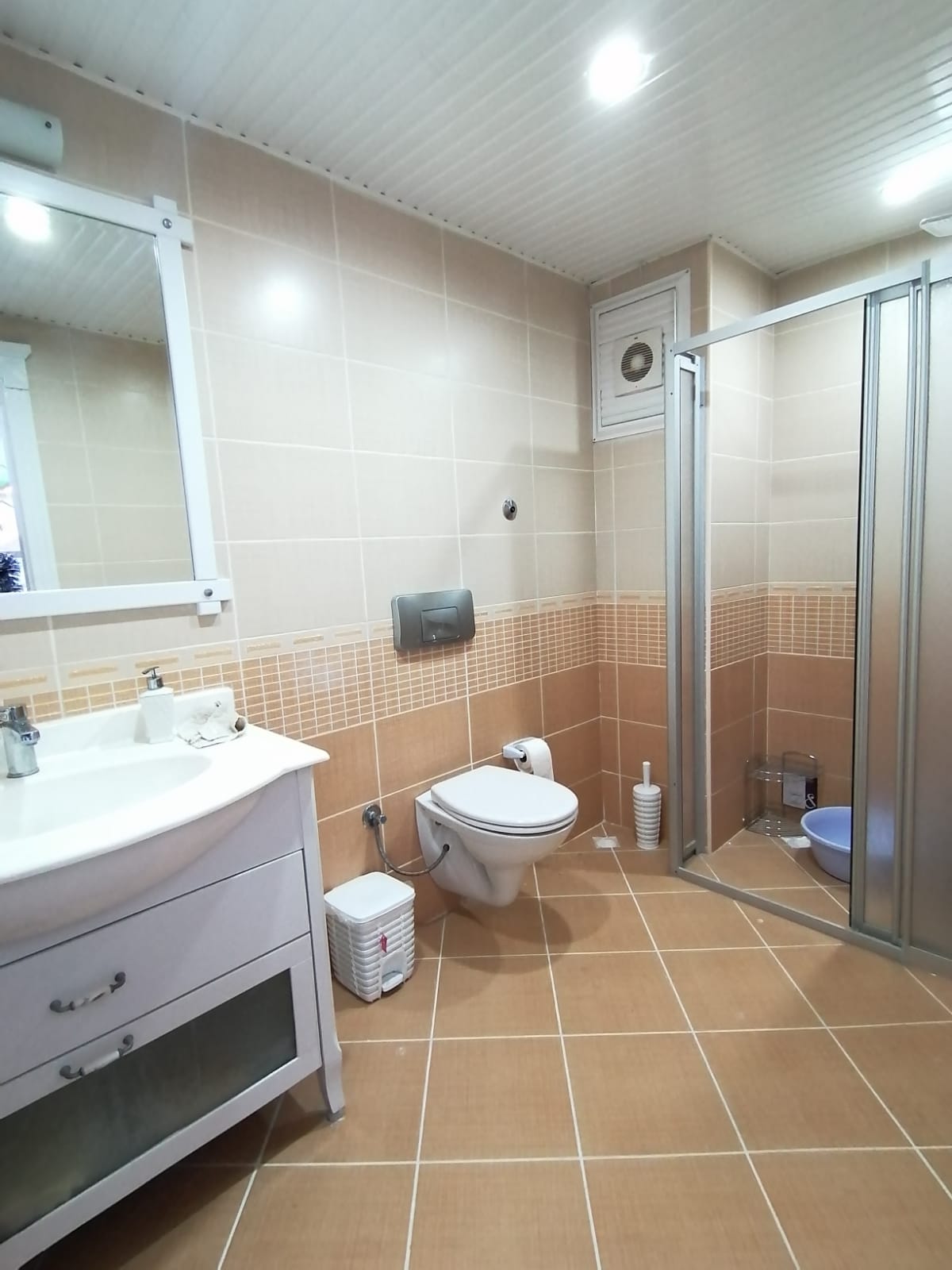 Apartment 4+2 renovated in the center of Mahmutlar, 300 m2 фото 24